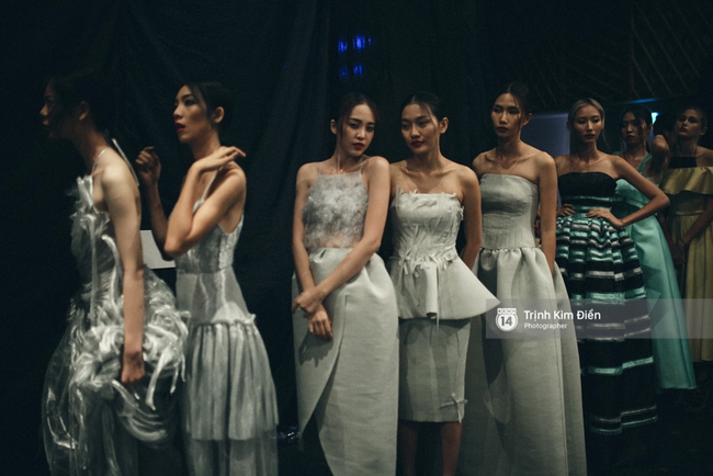 Hậu trường của VIFW 2016: Vẻ đẹp từ những điều chẳng mấy ai được thấy - Ảnh 3.