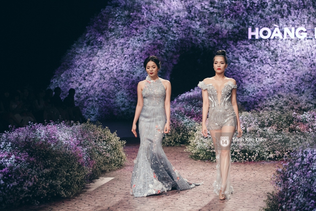 Kỳ Duyên, Phạm Hương đọ trình catwalk trong show thời trang cùng loạt mẫu đình đám - Ảnh 12.