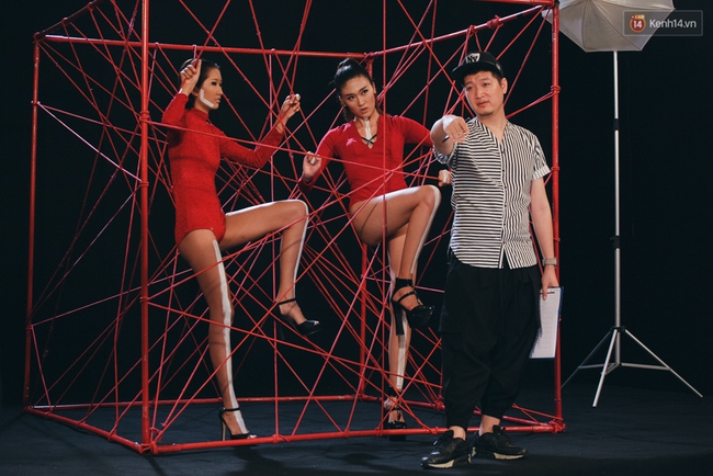 VNTM: Thanh Hằng diện đồ bình dân, lên lớp với roi ngựa - Ảnh 10.