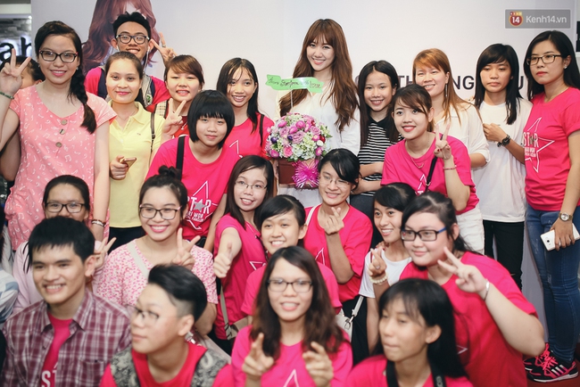 Hari Won lẻ b&oacute;ng nhưng vẫn cực rạng rỡ khi xuất hiện tại sự kiện - Ảnh 12.