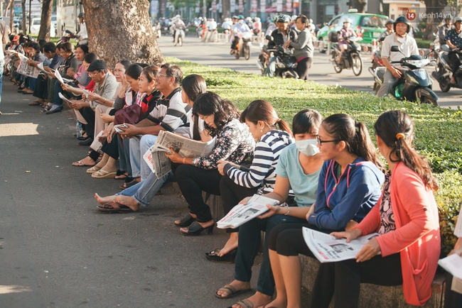 Sáng nay, gần 900.000 thí sinh bước vào buổi thi THPT Quốc gia đầu tiên - Ảnh 23.