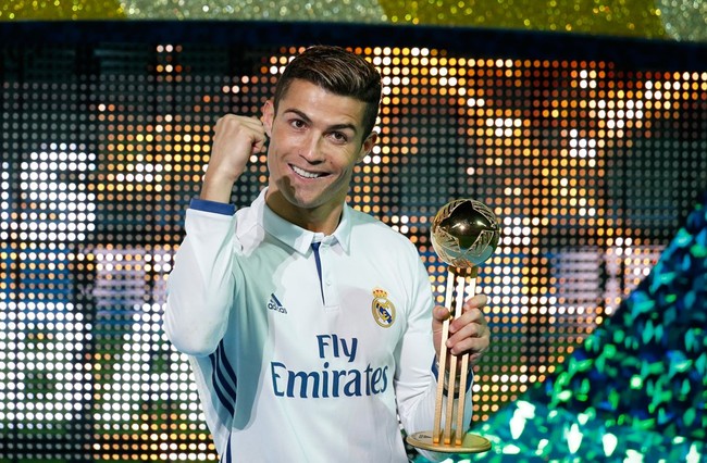 Cristiano Ronaldo lại đi vào lịch sử - Ảnh 1.