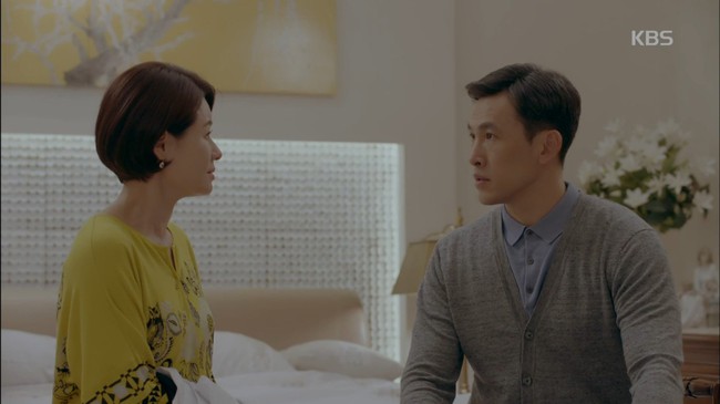 Uncontrollably Fond: Sau Suzy, th&ecirc;m một người nữa gặp tai nạn xe hơi - Ảnh 2.