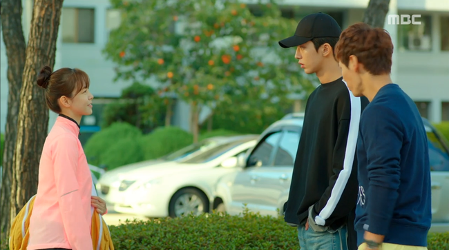 &ldquo;Ti&ecirc;n Nữ Cử Tạ&rdquo;: Lee Sung Kyung v&agrave; Nam Joo Hyuk chưa g&igrave; đ&atilde; th&agrave;nh &ldquo;oan gia ng&otilde; hẹp&rdquo; - Ảnh 31.