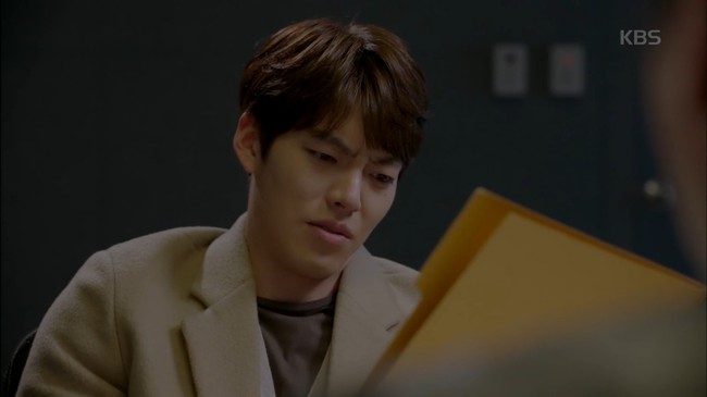 Uncontrollably Fond: Sau Suzy, th&ecirc;m một người nữa gặp tai nạn xe hơi - Ảnh 7.