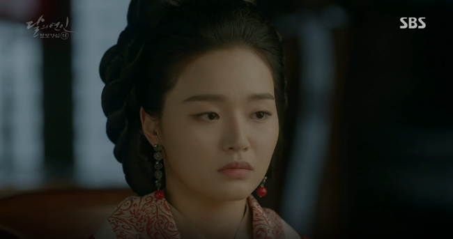 Moon Lovers: Hoàng tử Baekhyun sống chết đòi tự tử để không phải thành thân - Ảnh 3.
