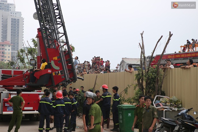 Chùm ảnh: Dở khóc dở cười cảnh nhiệt tình hóng biến của người Việt - Ảnh 11.