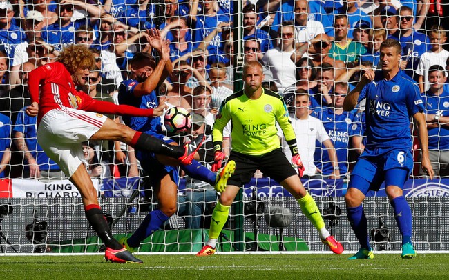 Ibrahimovic ghi bàn quyết định giúp Man Utd giành danh hiệu đầu tiên dưới thời Mourinho - Ảnh 4.