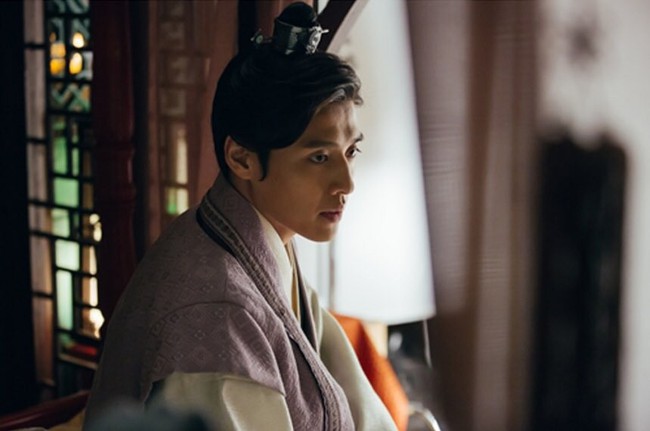 Moon Lovers v&agrave; Moonlight: Th&ecirc;m cặp si&ecirc;u trăng từ xứ H&agrave;n đến với kh&aacute;n giả Việt Nam - Ảnh 6.