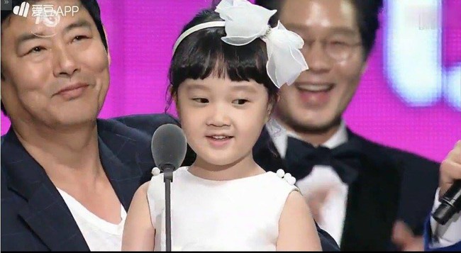 Thắng đậm tại tvN10 Awards, series “Lời Hồi Đáp” là niềm tự hào 10 năm của đài cáp này! - Ảnh 4.