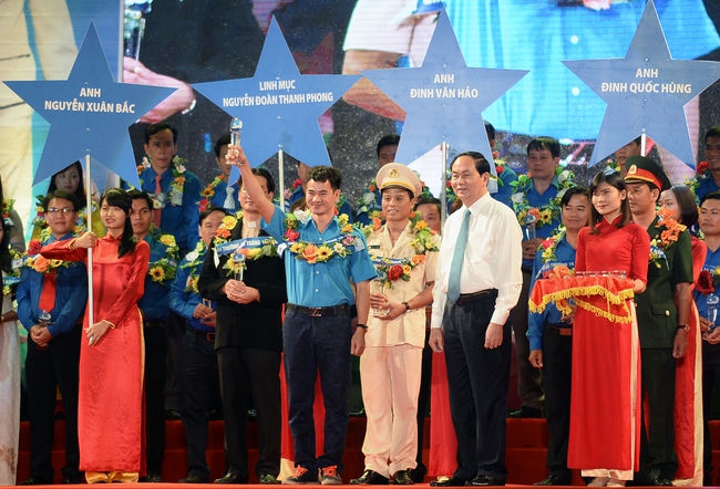 Tưng bừng kỉ niệm 60 năm Ngày truyền thống Hội LHTN Việt Nam - Ảnh 3.