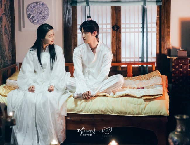 Ngoài Lee Jun Ki và IU, còn 5 mối tình cảm động trong Moon Lovers - Ảnh 6.