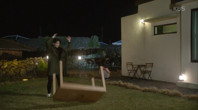 &ldquo;Đường Đến S&acirc;n Bay&rdquo;: Lee Sang Yoon đ&atilde; th&ocirc;i l&agrave;m kẻ bị động chờ đợi - Ảnh 3.