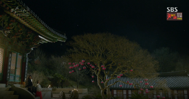Moon Lovers: Tứ hoàng tử Lee Jun Ki thêm một lần xuất hiện kịp thời giải cứu IU - Ảnh 37.