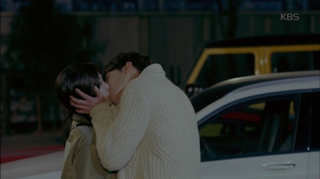 UF: Tỏ t&igrave;nh n lần vẫn kh&ocirc;ng tin, Kim Woo Bin đ&agrave;nh h&ocirc;n Suzy - Ảnh 29.