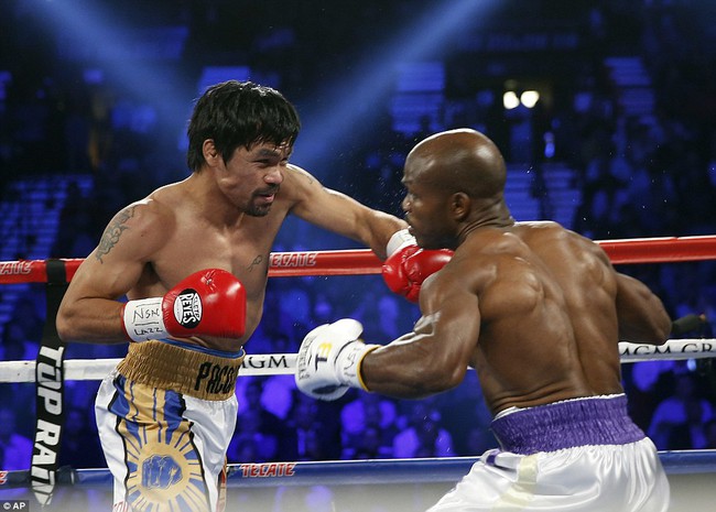 Pacquiao 2 lần đấm gục Timothy Bradley trong trận đấu chia tay võ đài - Ảnh 3.