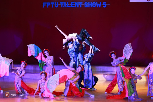 FPTU Talent Show 5 - Đêm Chung kết tìm kiếm tài năng đỉnh cao đầy cảm xúc - Ảnh 27.