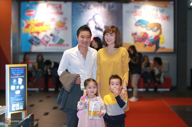 Jun Vũ và Đình Hiếu tình tứ tại họp báo ra mắt phim ở Hà Nội - Ảnh 8.