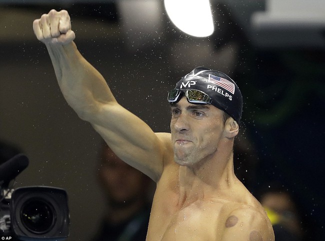 Michael Phelps tiết lộ bí mật động trời về thói quen đi tiểu của các kình ngư ở Olympic - Ảnh 1.