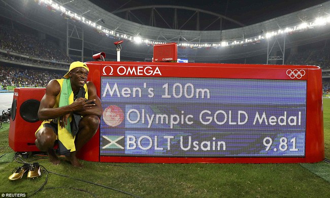 Khoảnh khắc cho thấy Usain Bolt bá đạo đến phát ghét ở đường chạy 100m Olympic - Ảnh 3.