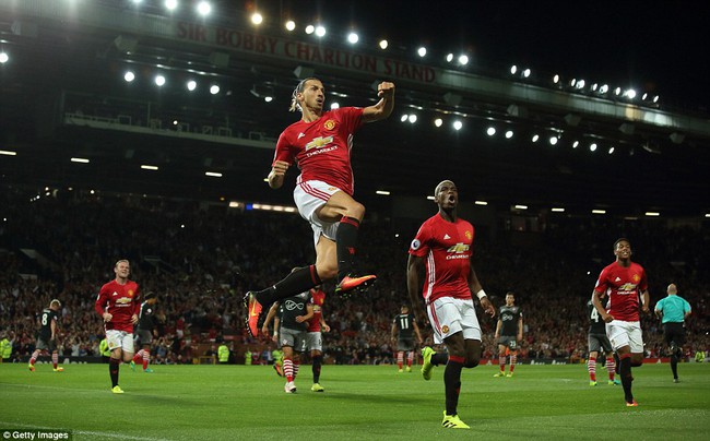 M&agrave;n tr&igrave;nh diễn ấn tượng của Pogba khiến fan MU ph&aacute;t cuồng - Ảnh 4.