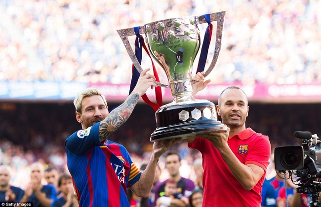 Messi, Suarez tỏa s&aacute;ng gi&uacute;p Barcelona đ&aacute;nh tennis ở trận mở m&agrave;n La Liga - Ảnh 3.
