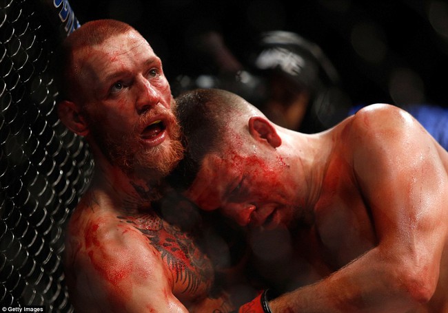 Gã điên McGregor phục thù thành công trong trận chiến đẫm máu với Nate Diaz - Ảnh 16.