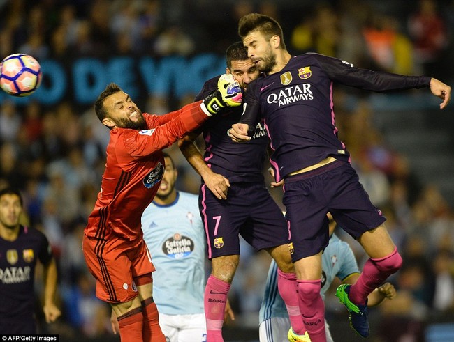 Hàng thủ chơi như mơ ngủ, Barca thua sốc Celta Vigo trong trận đấu có 7 bàn thắng - Ảnh 5.