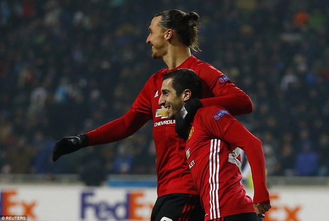 Mkhitaryan solo ghi b&agrave;n đẳng cấp, Man Utd v&agrave;o v&ograve;ng knock-out Europa League - Ảnh 3.