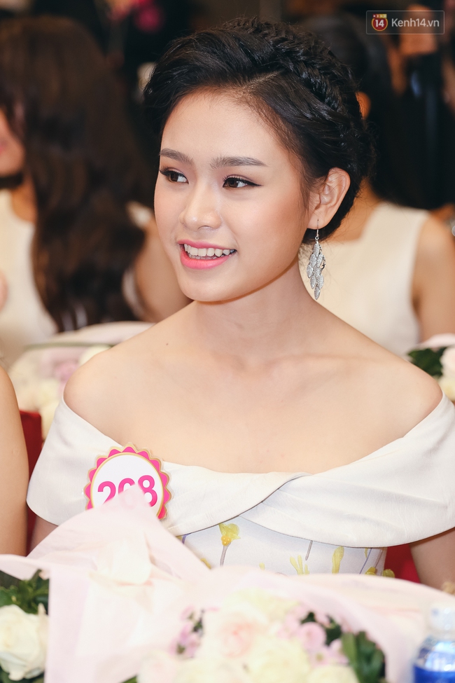Quyền trượng của Hoa hậu Việt Nam đã thay đổi, và đây là diện mạo mới trong năm 2016 - Ảnh 14.