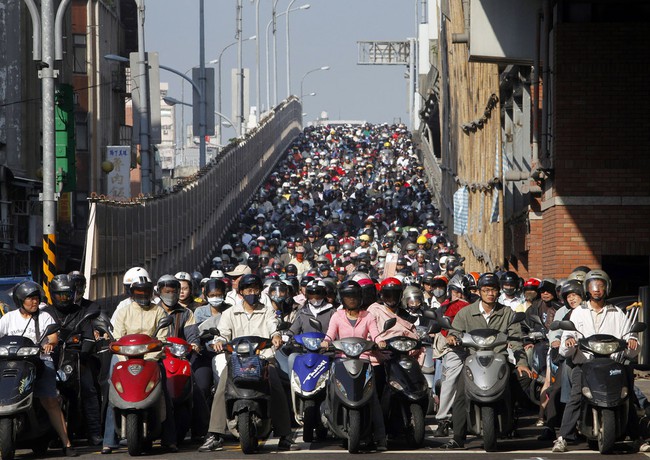 Không chỉ Indonesia, rất nhiều thành phố khác trên thế giới cũng thường xuyên ùn tắc kinh hoàng - Ảnh 4.