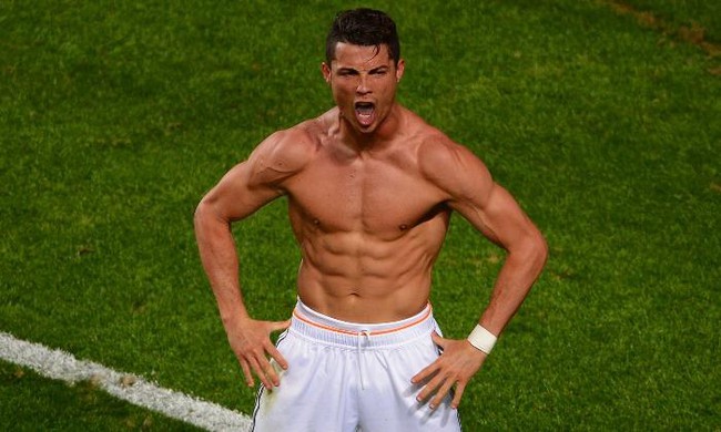 7 l&yacute; do Ronaldo xuất sắc hơn đại k&igrave;nh địch Messi - Ảnh 4.