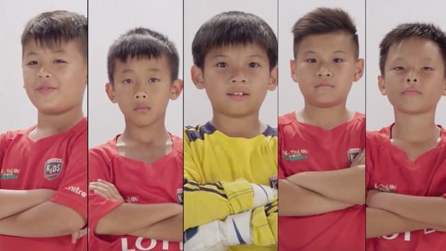 Thủy Ti&ecirc;n, Kh&aacute;nh Thi, Diệp L&acirc;m Anh say sưa c&ugrave;ng c&aacute;c cầu thủ nh&iacute; - Ảnh 8.
