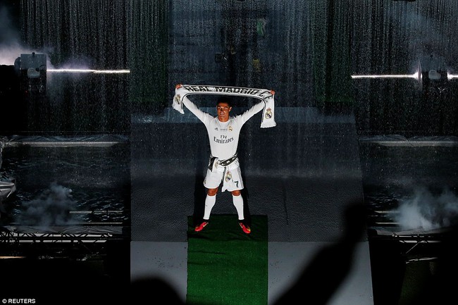 Ronaldo b&ugrave;ng nổ trước 80.000 CĐV Real Madrid tr&ecirc;n s&acirc;n Bernabeu - Ảnh 5.