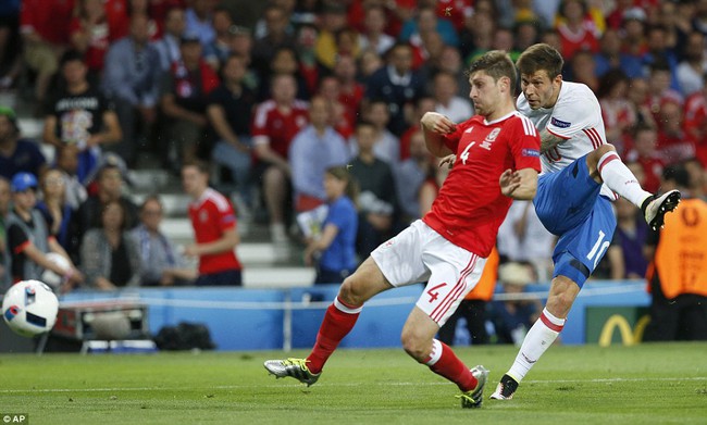Gareth Bale rực sáng, xứ Wales qua mặt Anh giành ngôi nhất bảng B - Ảnh 7.