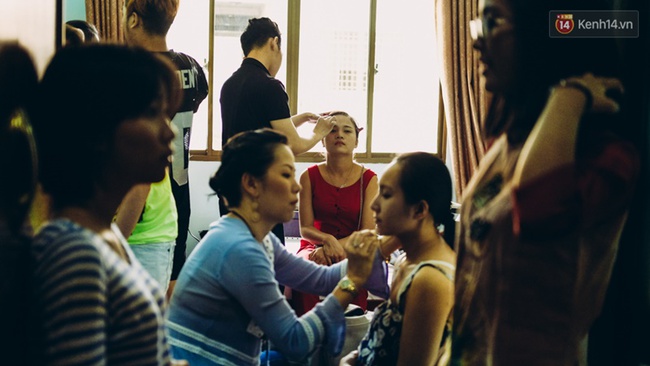 Chùm ảnh xúc động về nét đẹp của những người phụ nữ khuyết tật trên sàn diễn thời trang ở Sài Gòn - Ảnh 7.