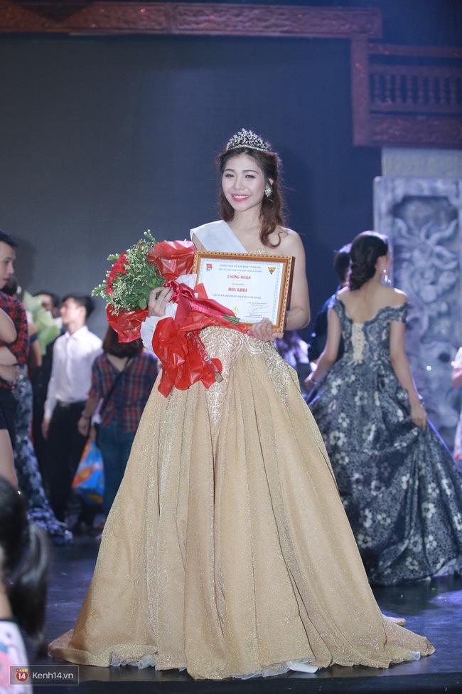 Đã tìm thấy nữ sinh xinh đẹp và tài năng nhất tại chung kết Hoa khôi sinh viên Hà Nội 2016 - Ảnh 19.
