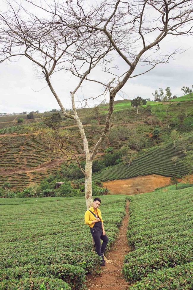 Phạm Hồng Phước c&ugrave;ng người y&ecirc;u phượt khắp đất nước khi quay MV - Ảnh 10.