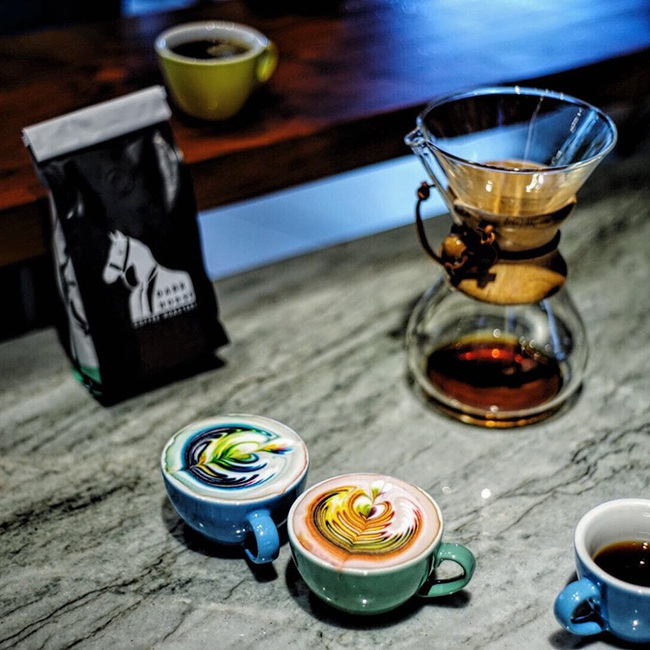 Những ly latte cầu vồng đẹp ng&acirc;y ngất nh&igrave;n l&agrave; m&ecirc; - Ảnh 8.