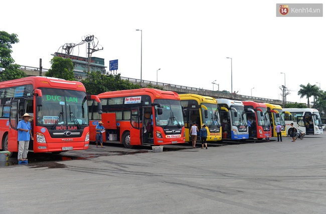 Xe khách hoạt động bình thường tại bến mới sau khi bến xe Lương Yên đóng cửa - Ảnh 6.
