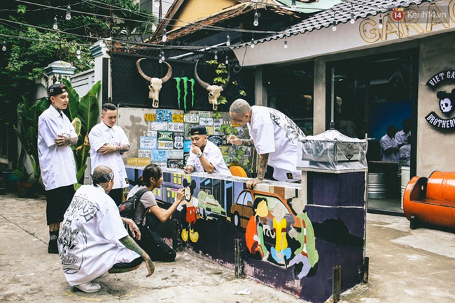 Bên trong khu phức hợp đậm phong cách Chicano của những chàng barber chất chơi ở Sài Gòn - Ảnh 6.