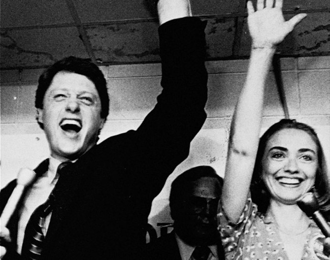 Đã gần nửa thế kỷ trôi qua, chuyện tình của vợ chồng Clinton vẫn khiến cho bao người phải ngưỡng mộ - Ảnh 3.