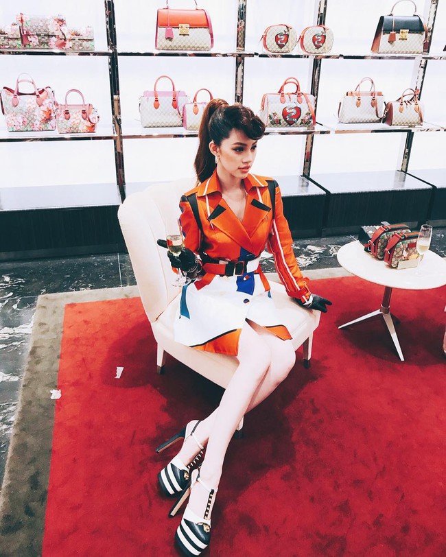 H&agrave; Hồ, Lan Khu&ecirc; v&agrave; loạt fashionista, fashionisto Việt khoe ảnh dự tiệc thời trang ngập cả Instagram - Ảnh 8.