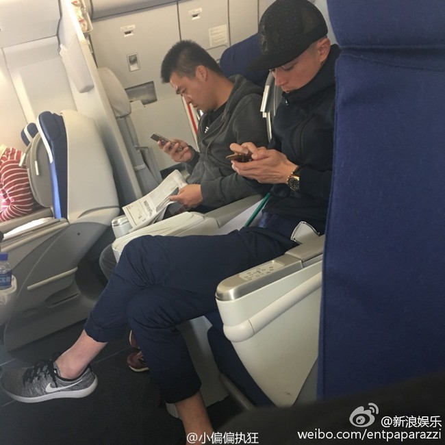 L&acirc;m T&acirc;m Như bụng bầu một m&igrave;nh b&ecirc; v&aacute;c h&agrave;nh l&yacute;, Hoắc Kiến Hoa kh&ocirc;ng đeo nhẫn cưới sau 2 th&aacute;ng kết h&ocirc;n - Ảnh 10.