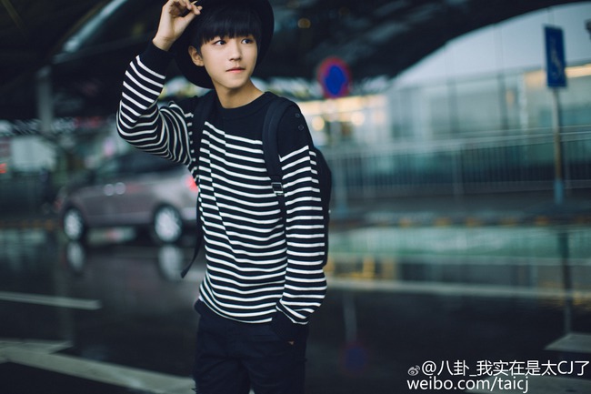 Vương Tuấn Khải (TFBoys): Từ cậu nhóc loắt choắt đến nam thần 17 tuổi - Ảnh 6.