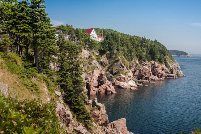 Một ngôi làng ở Canada sẵn sàng chia đất và cấp việc làm cho những ai muốn đến sống - Ảnh 5.