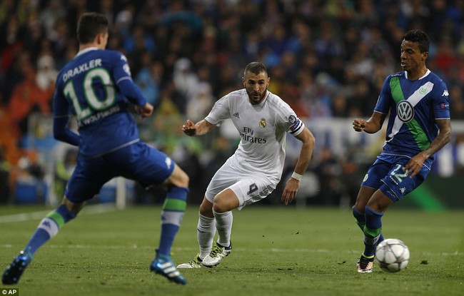 Ronaldo lập hat-trick, Real Madrid ngược dòng kỳ diệu vào bán kết Champions League - Ảnh 7.