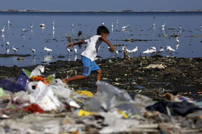 Loạt ảnh chấn động cho thấy đại dương đang trở thành hố rác khổng lồ của nhân loại - Ảnh 7.