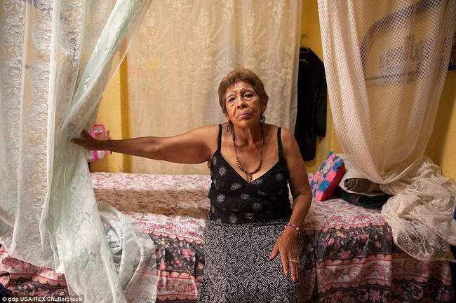Chùm ảnh: Cuộc sống của những gái mại dâm “nghỉ hưu” ở Mexico - Ảnh 7.