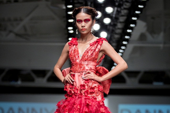 Phía Vietnam International Fashion Week trả lời: Người mẫu không được diễn là do... không đáp ứng được yêu cầu và tiêu chí? - Ảnh 5.